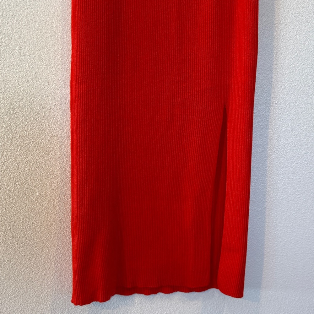 Bar III Sleeveless Red Maxi Dress with V-Neck - Picture 4 of 7